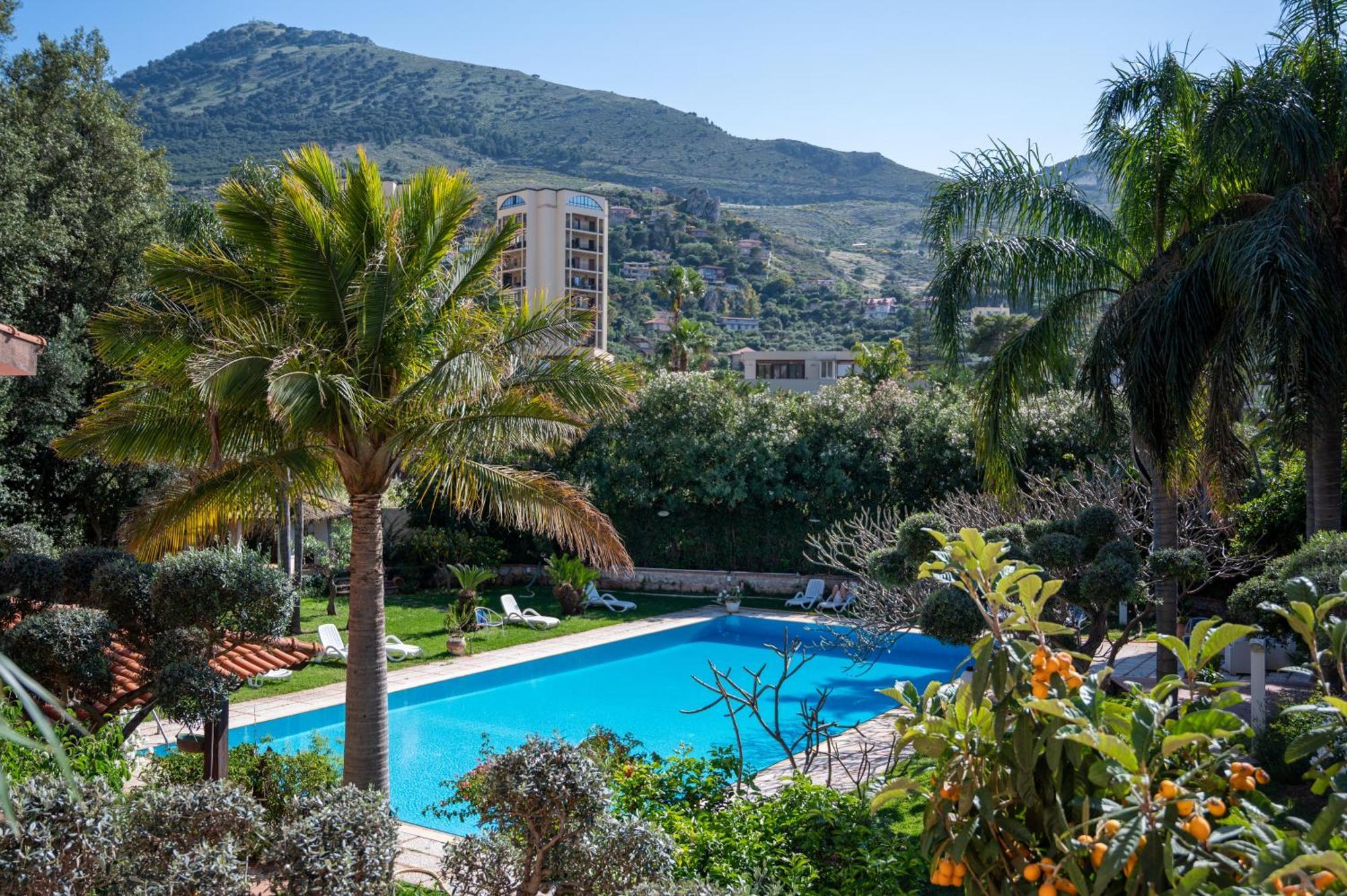 Villa Megna - Green Paradise B&B Palermo Exterior foto